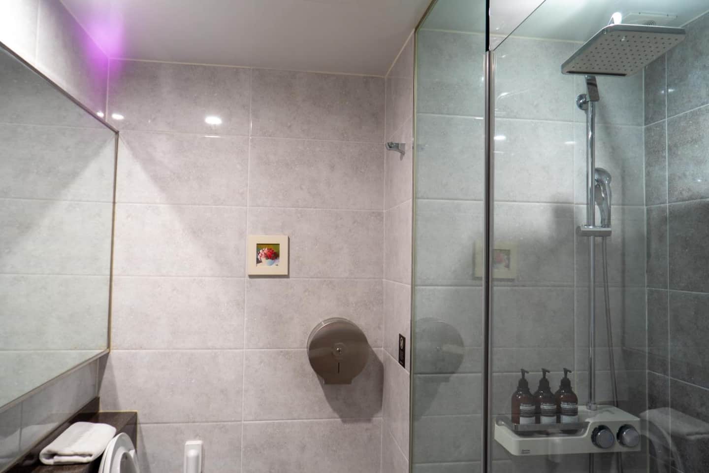 Jongno Hotel Lumia 종로 호텔 루미아