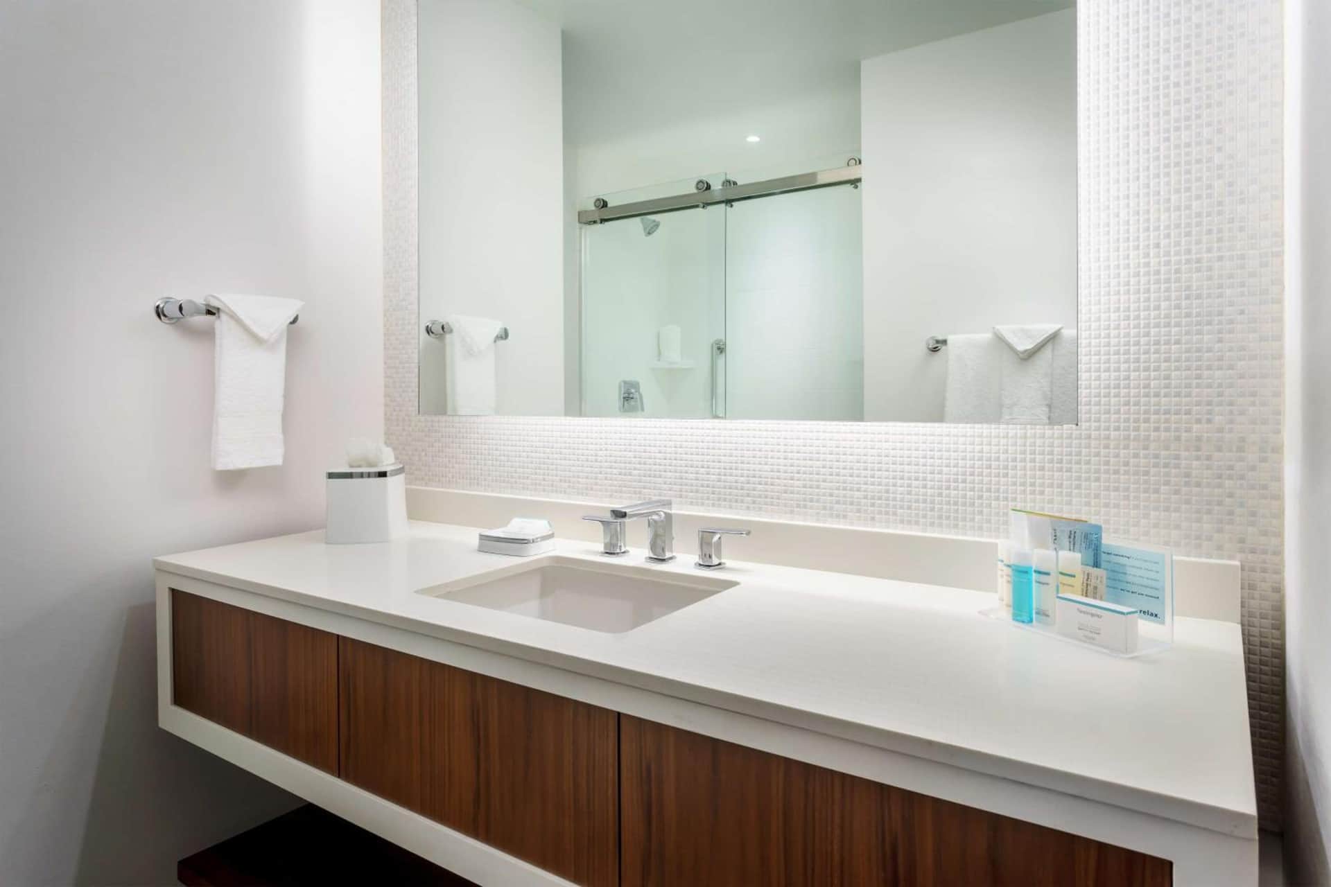 Hampton Inn & Suites Santa Monica