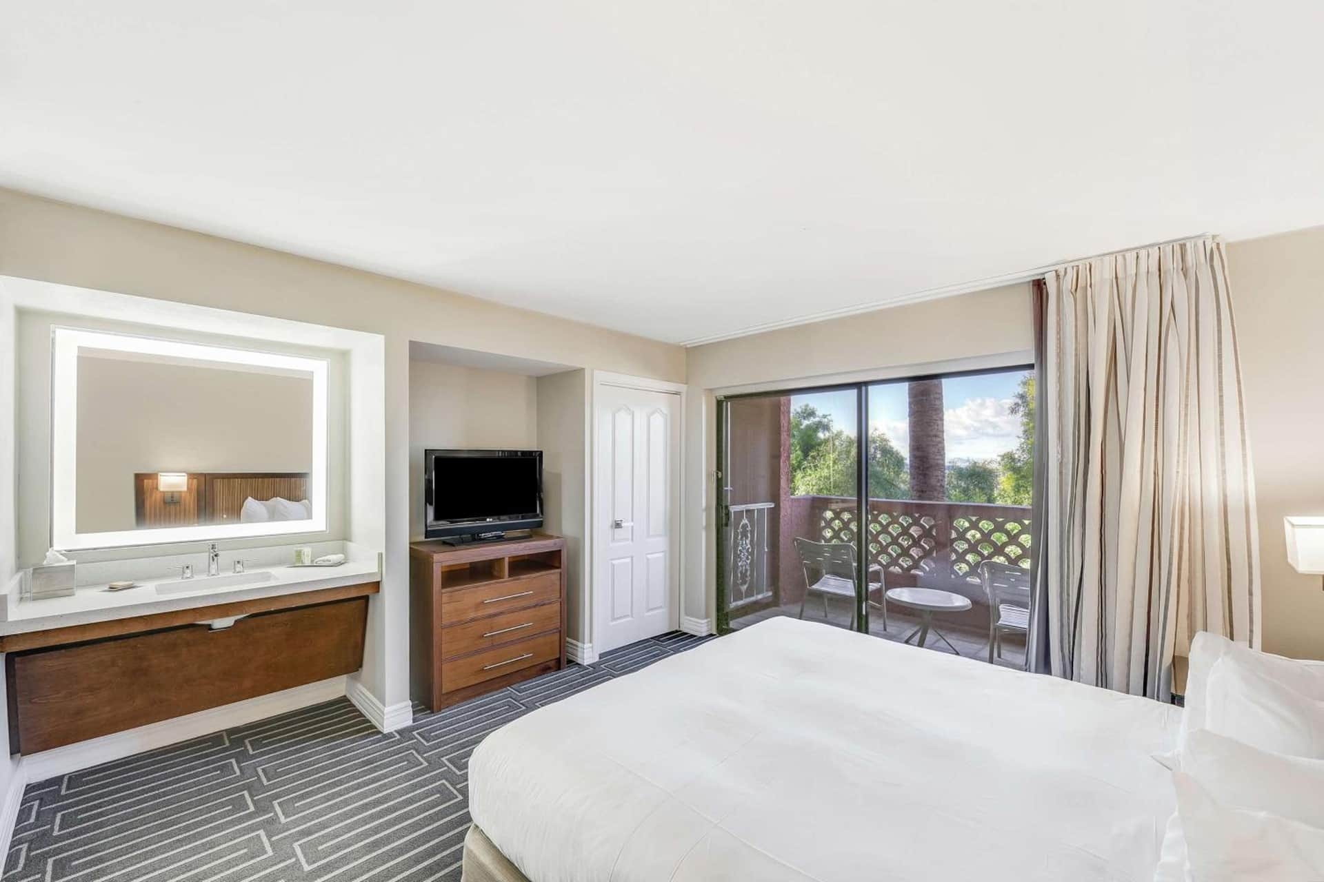 Hilton Phoenix Tapatio Cliffs Resort