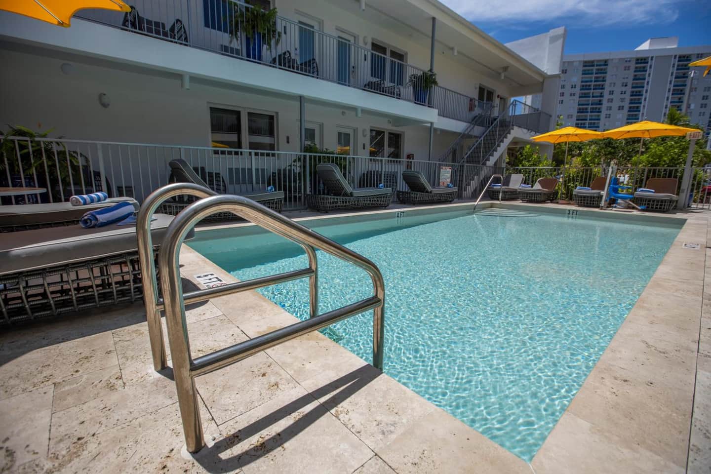 Waterside Hotel and Suites
