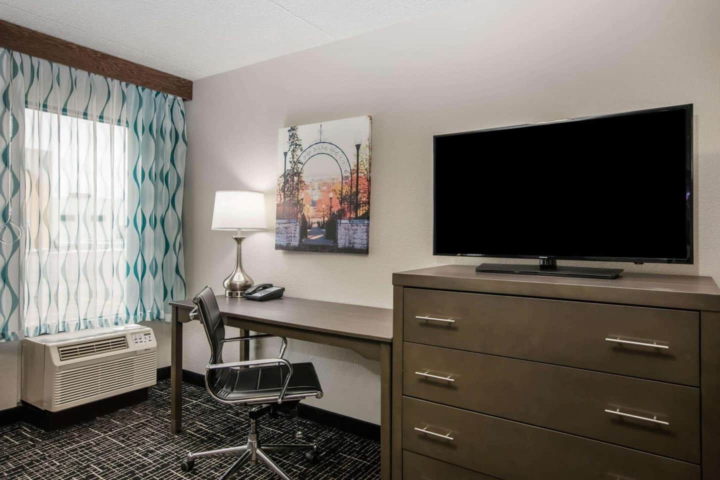 La Quinta Inn by Wyndham Davenport & Conference Center