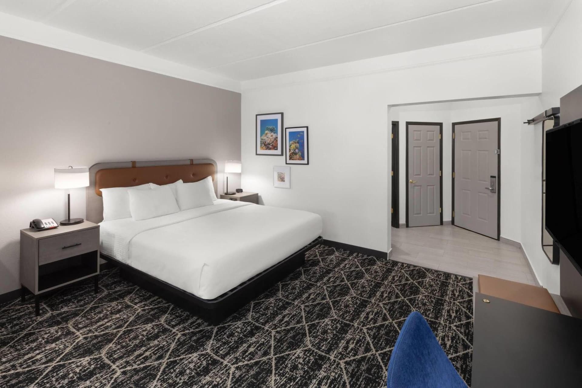 La Quinta Inn & Suites by Wyndham Houston Bush IAH South