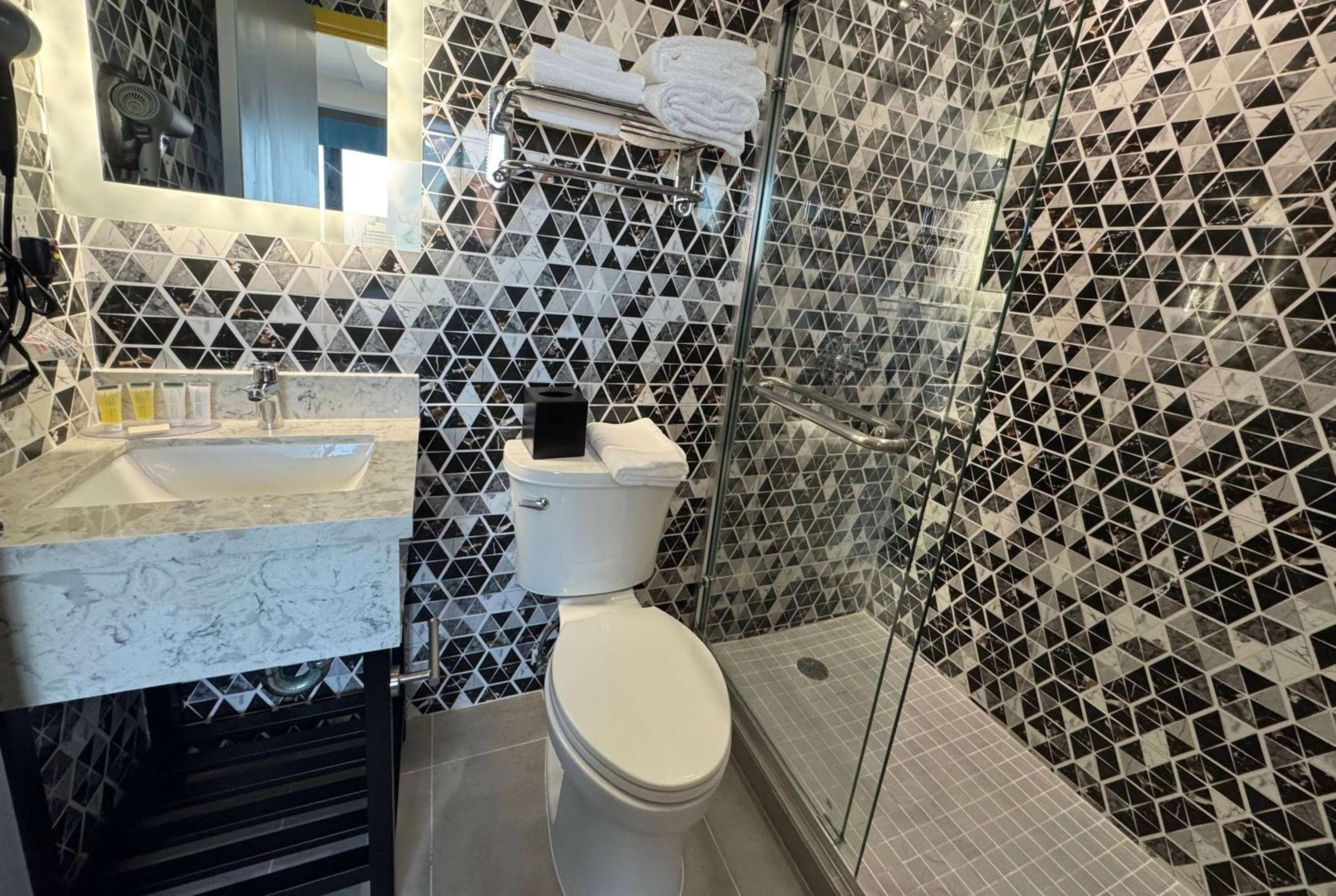 Days Inn by Wyndham New York Chinatown