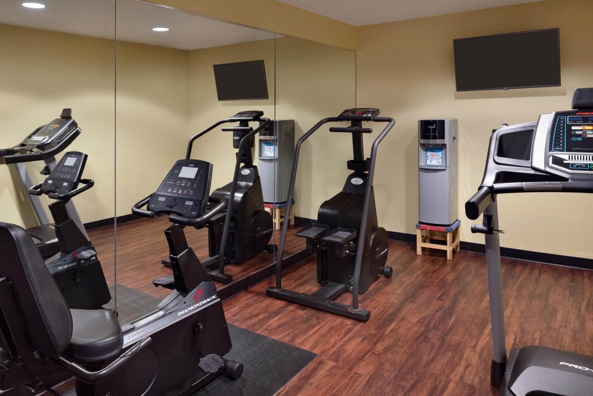 Hawthorn Extended Stay by Wyndham Oak Creek