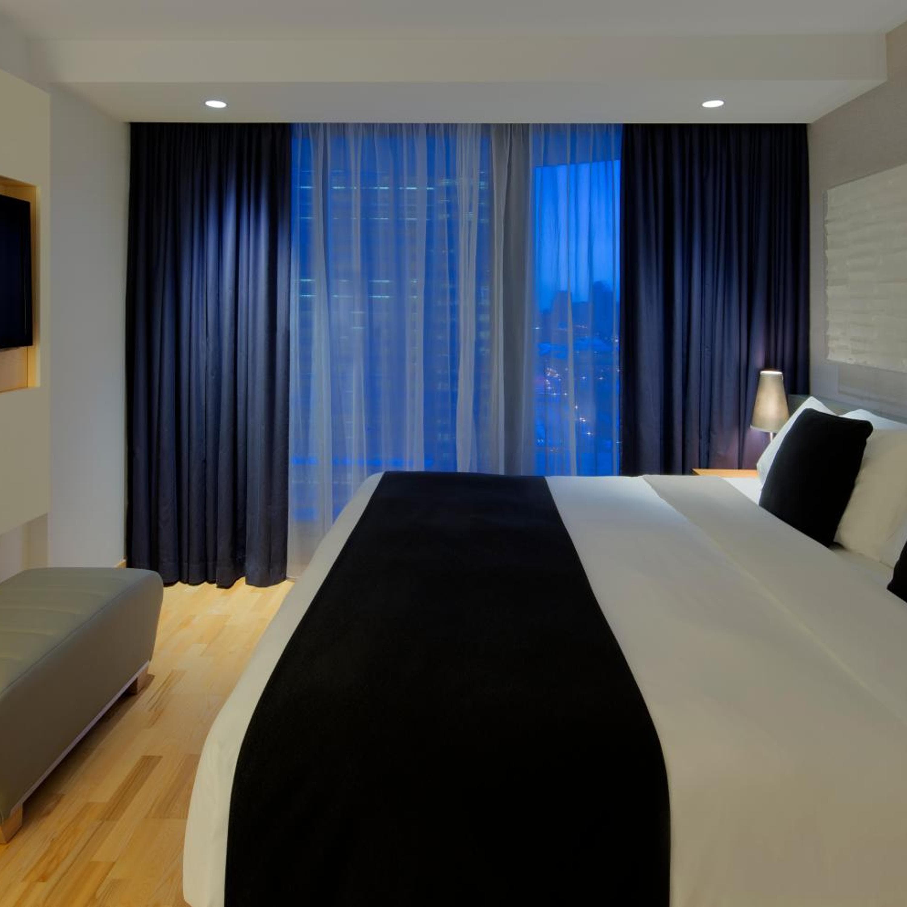 Radisson Blu Aqua Hotel, Chicago