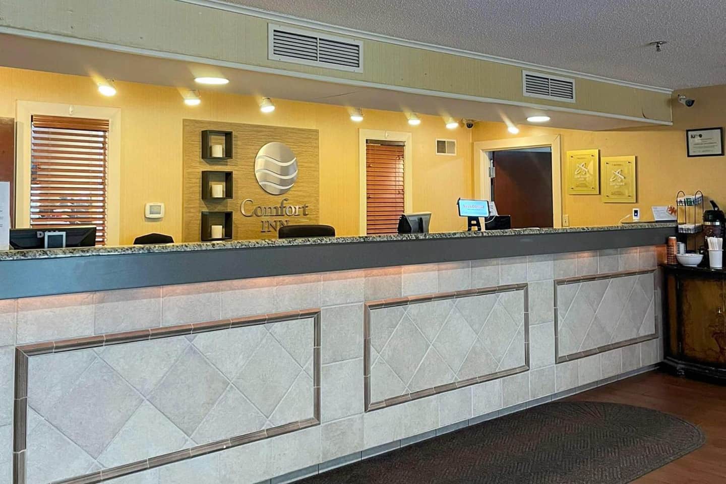 Comfort Inn Amish Country