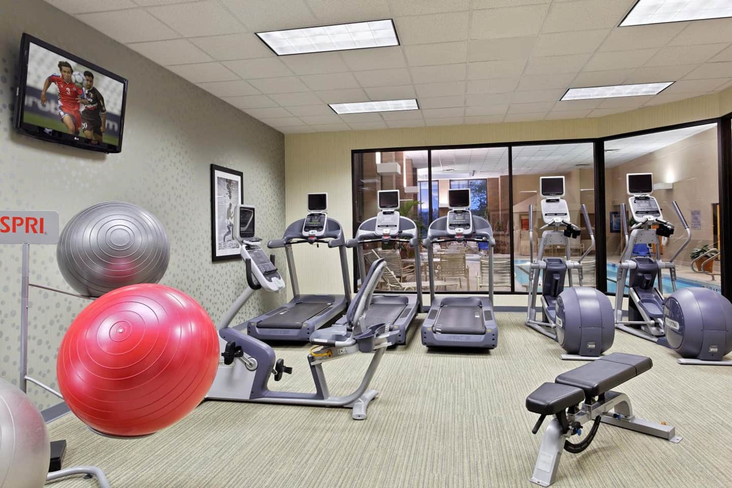 Holiday Inn Cincinnati Airport by IHG