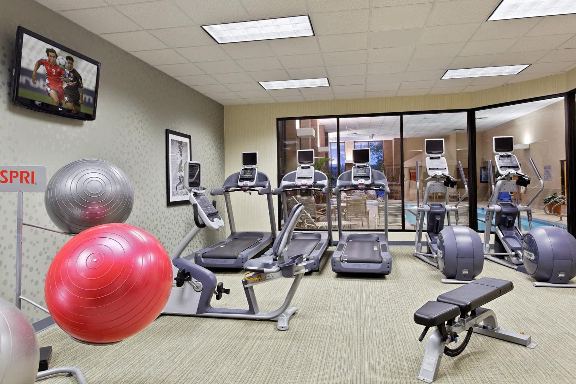 Holiday Inn Cincinnati Airport by IHG