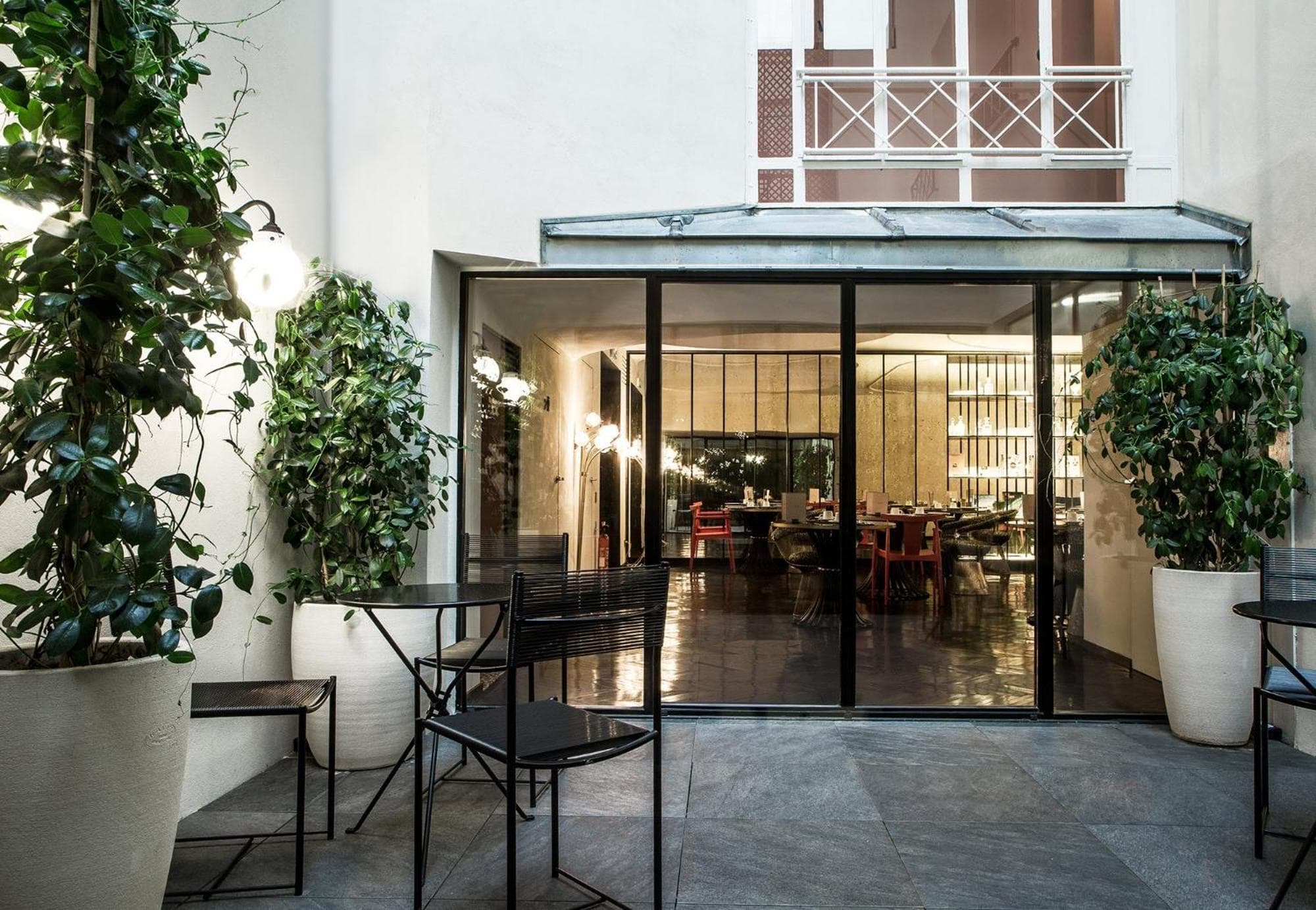 Hôtel du Rond-Point des Champs Elysées - Esprit de France