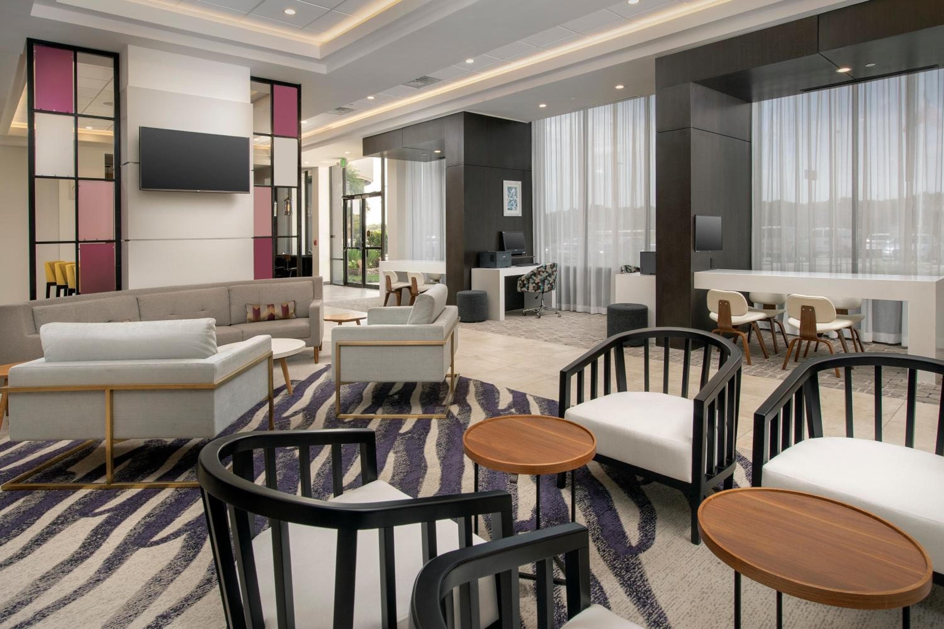 Crowne Plaza San Antonio Airport by IHG