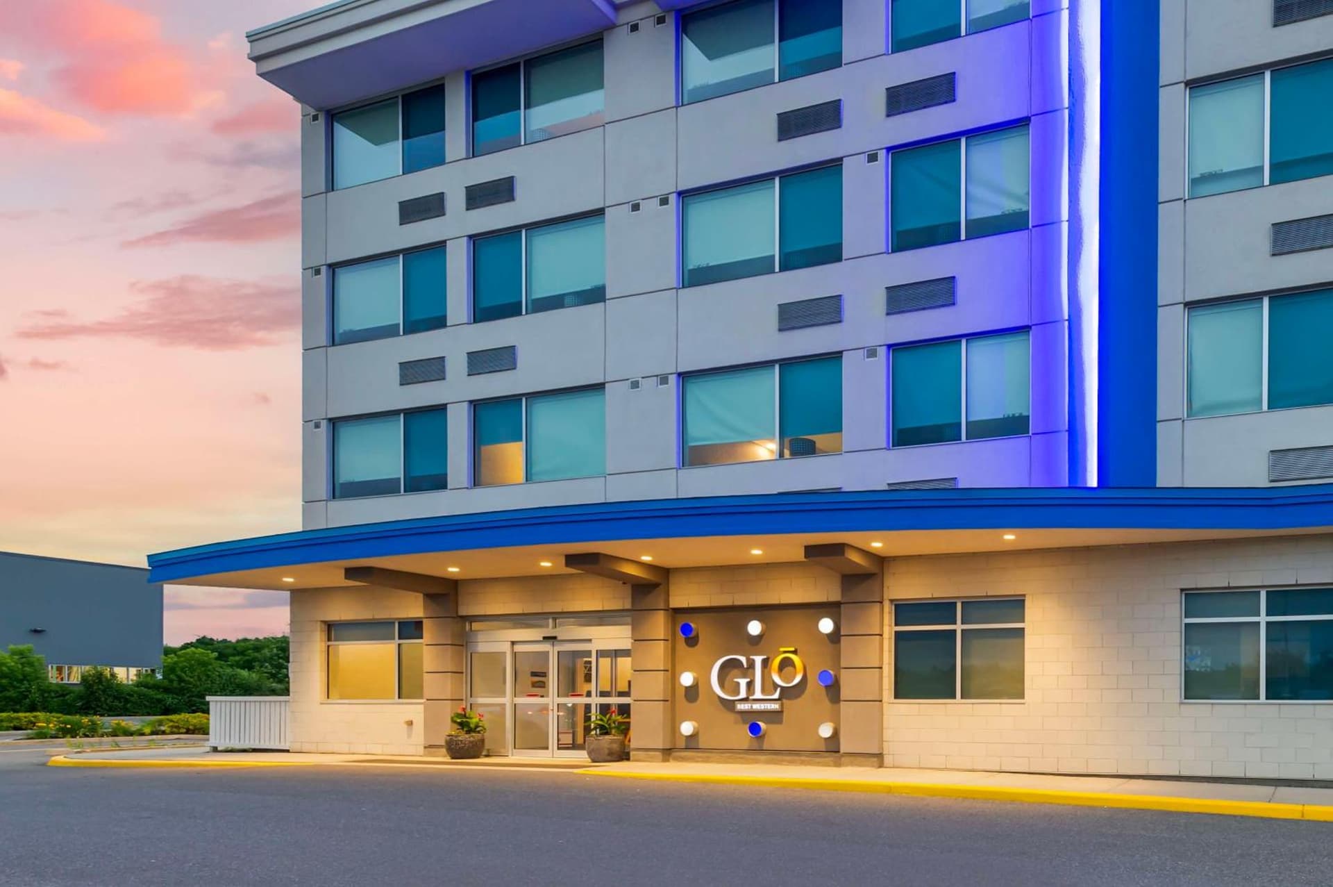 GLō Best Western Kanata Ottawa West