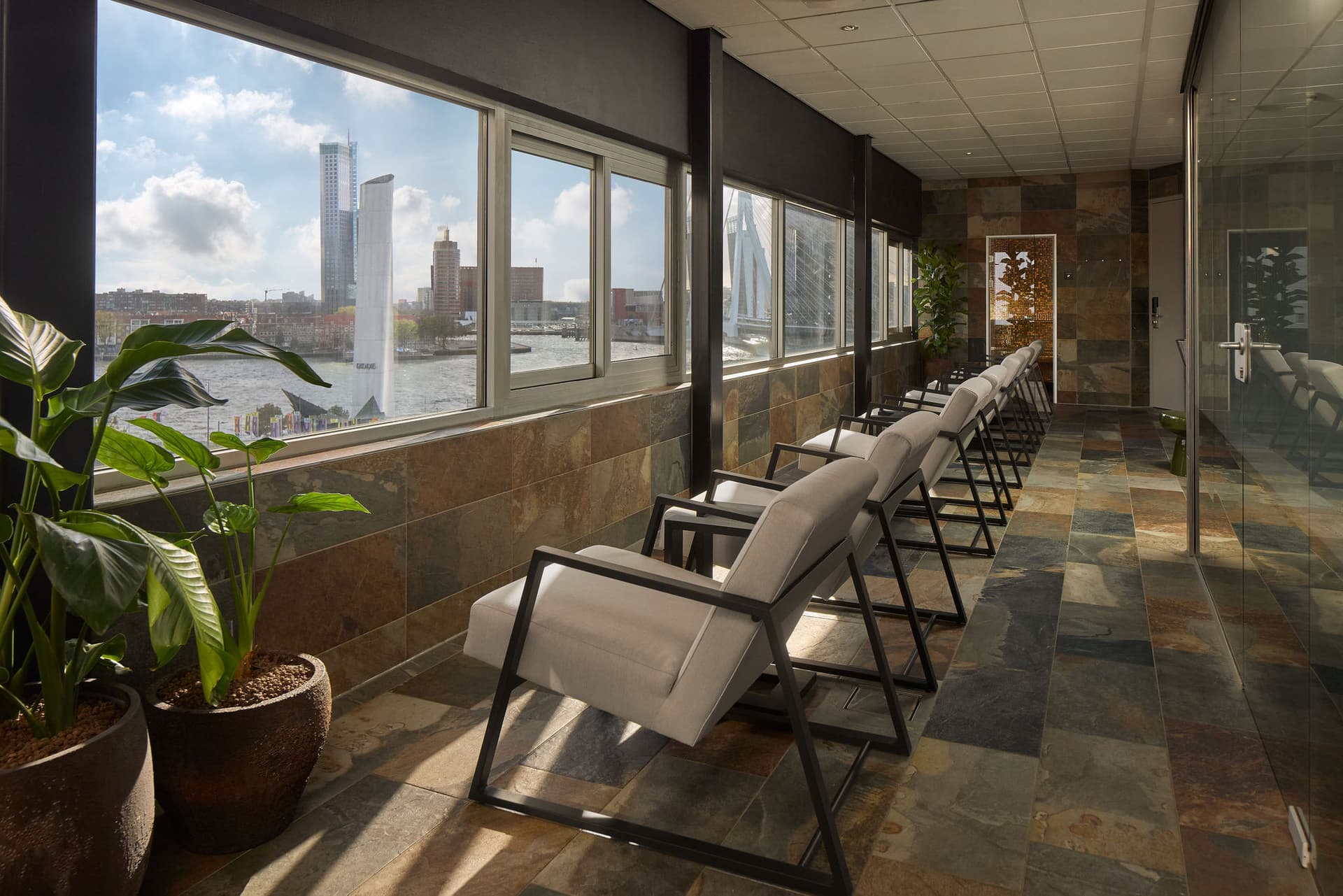 Haven Hotel Rotterdam, Curio Collection by Hilton