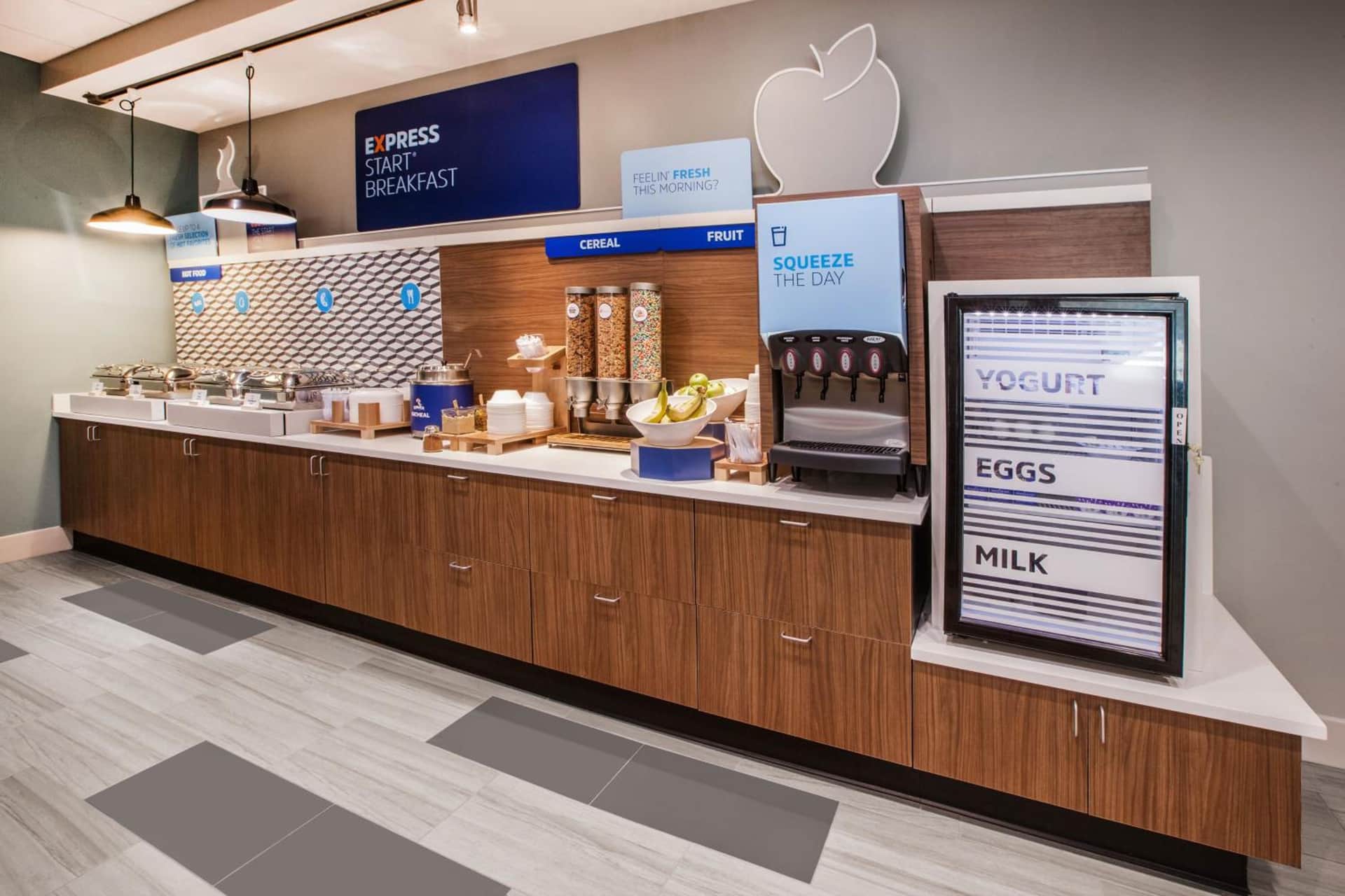 Holiday Inn Express Romulus / Detroit Airport by IHG