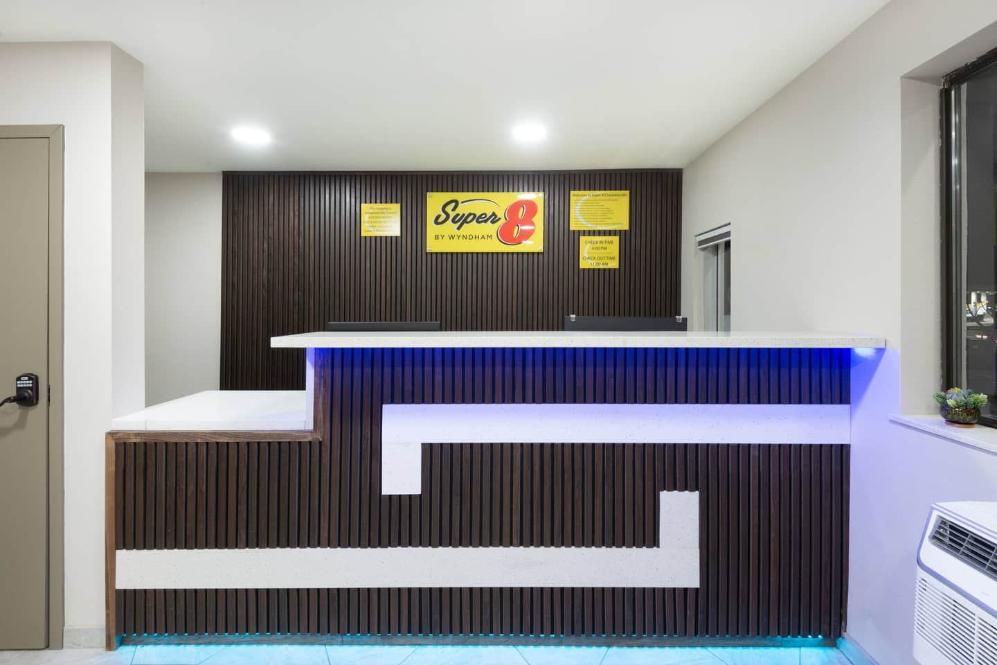 Super 8 by Wyndham Charlottesville