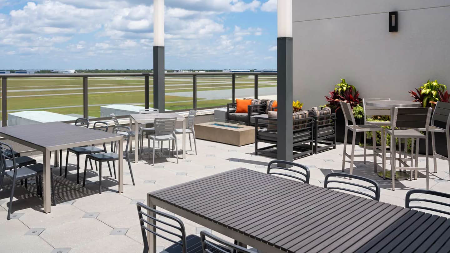 Hyatt Place Melbourne Airport