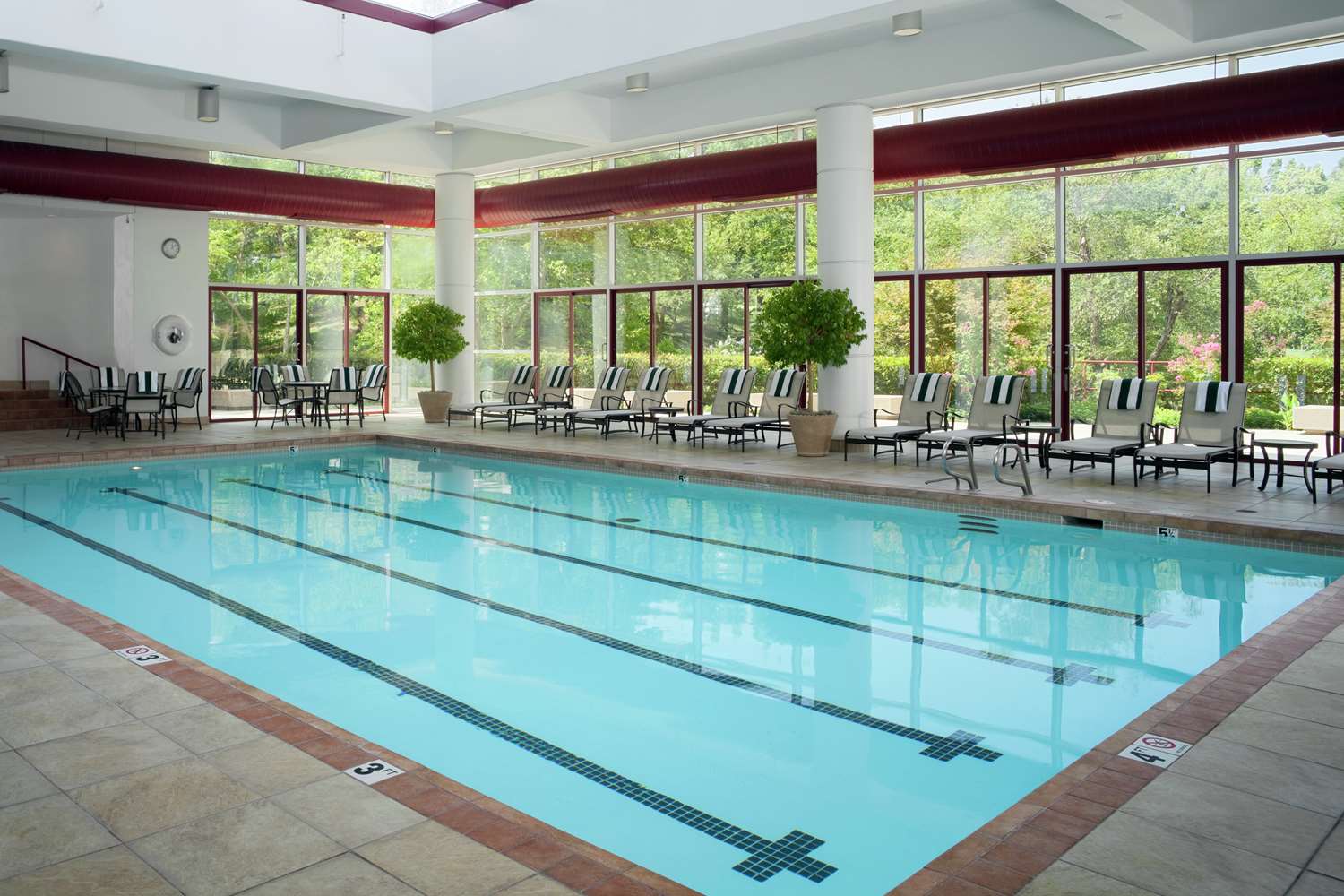 DoubleTree by Hilton Tulsa - Warren Place