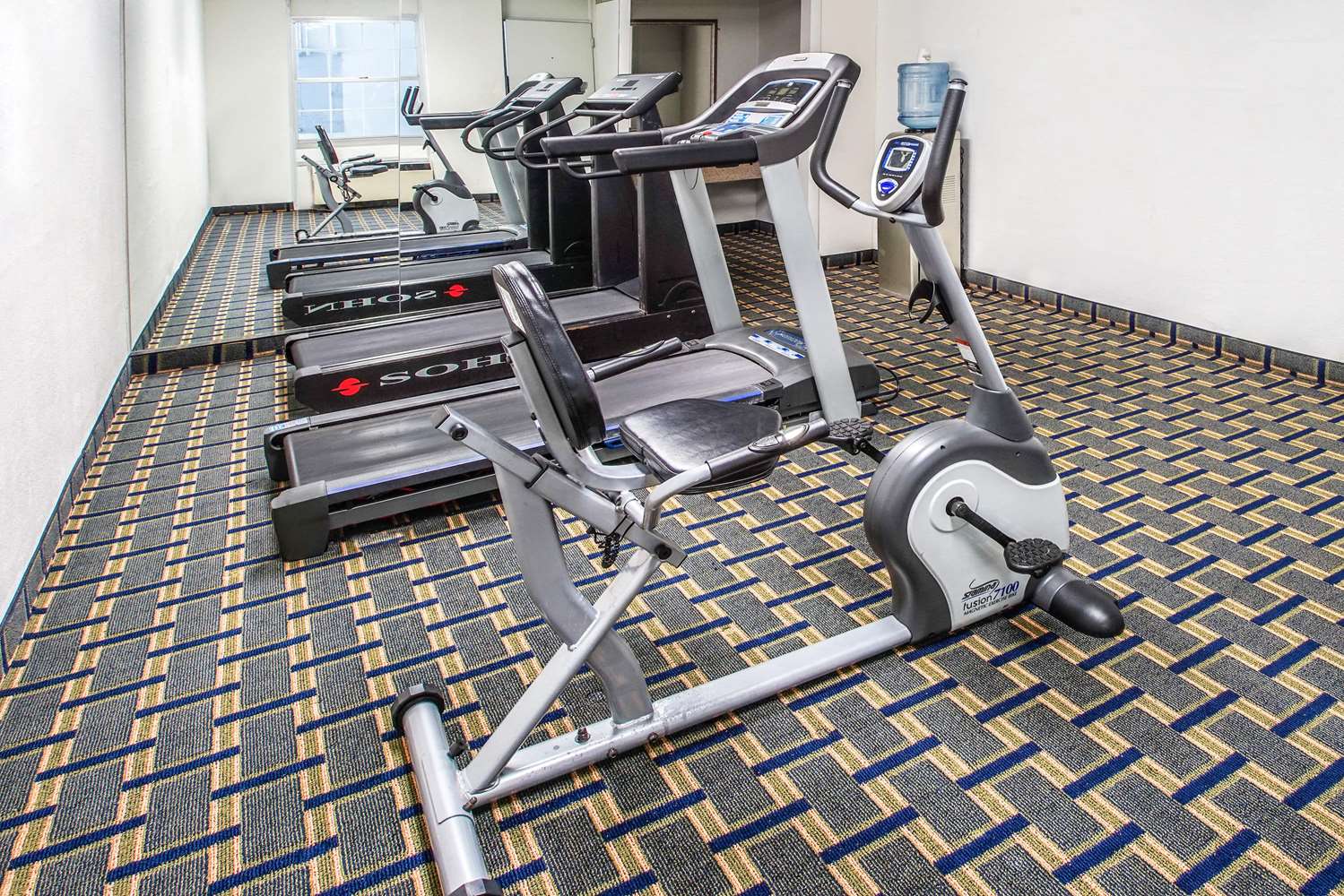 Days Inn by Wyndham Roanoke Hollins Near I-81