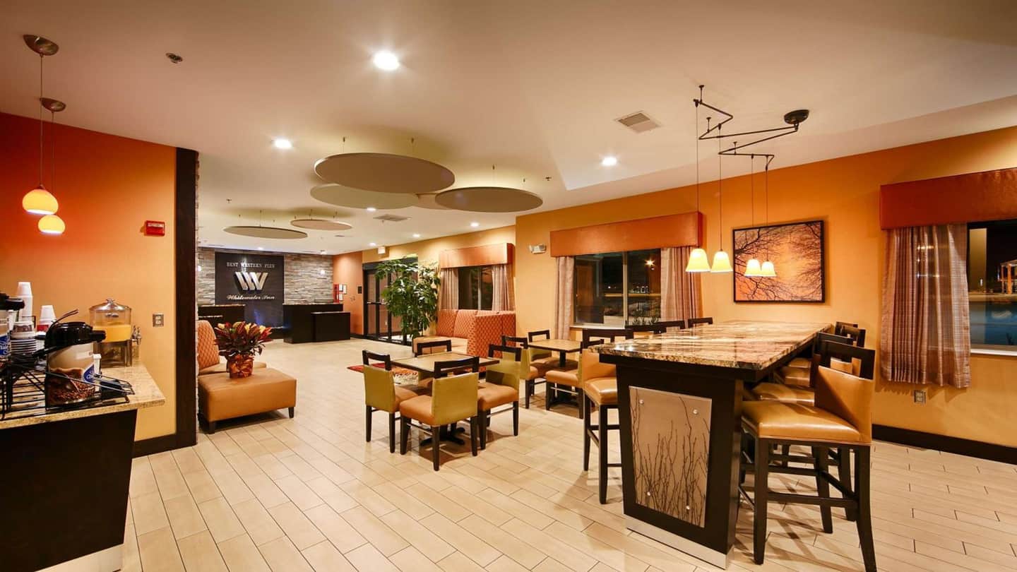 Best Western Plus Whitewater Inn