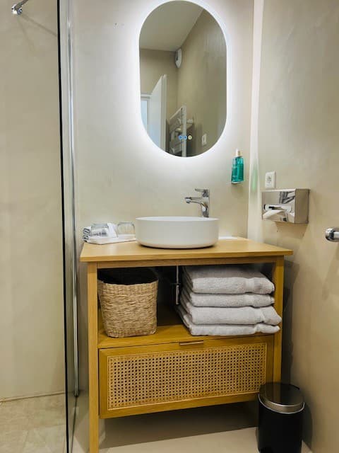 Hotel Saint Laurent, The Originals Relais