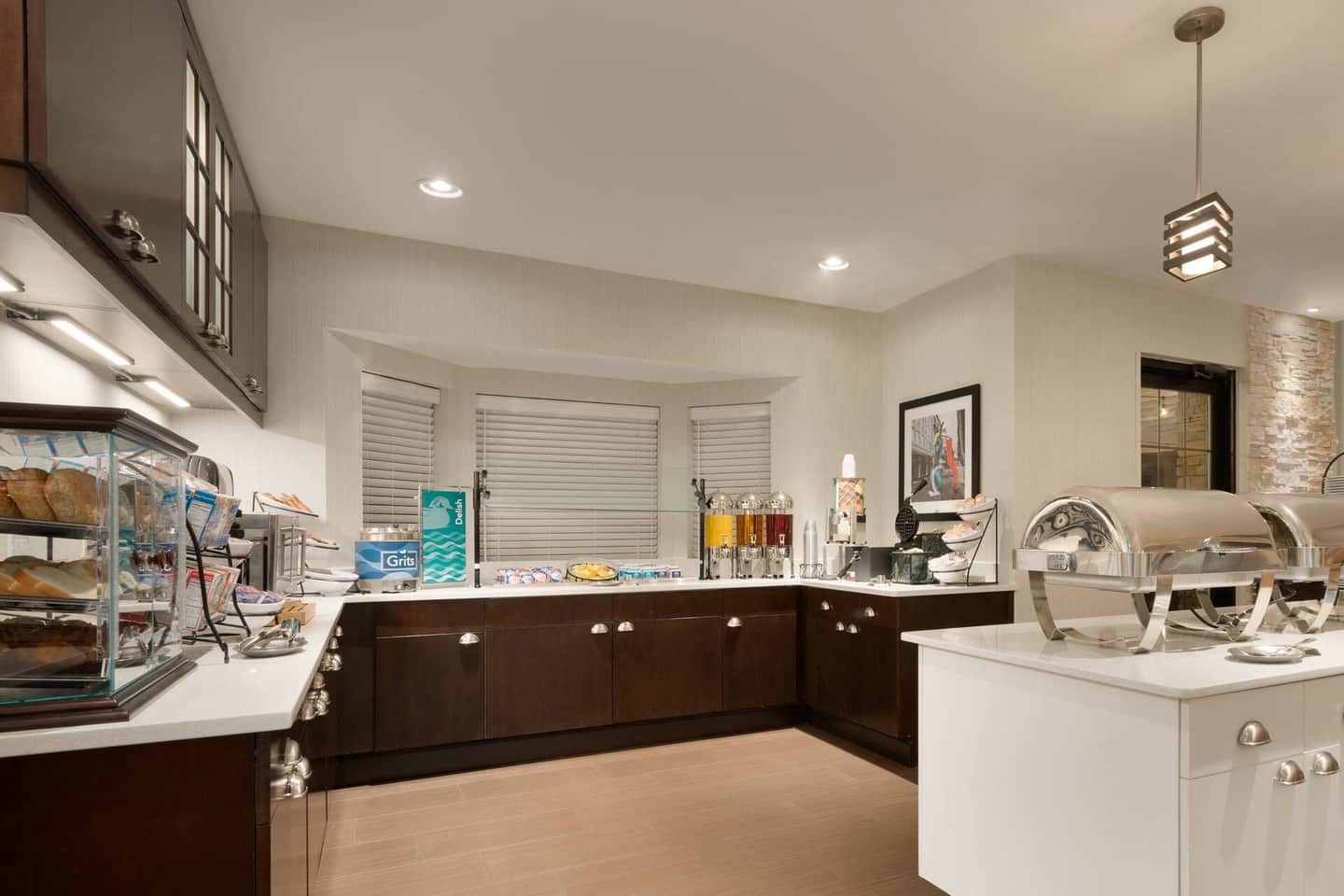 Homewood Suites by Hilton Jacksonville Deerwood Park
