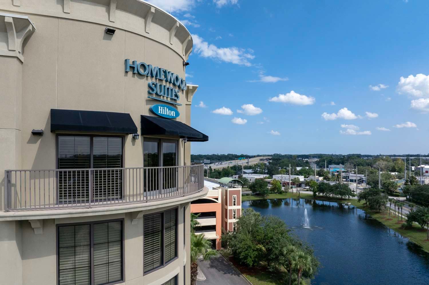 Homewood Suites by Hilton Jacksonville Downtown-Southbank