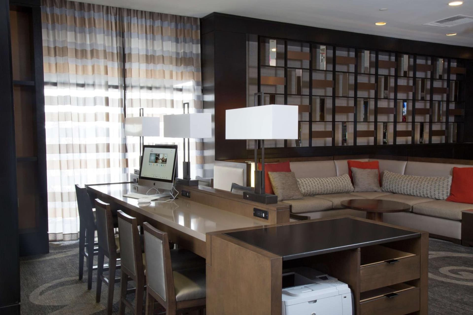 Hilton Kansas City Airport