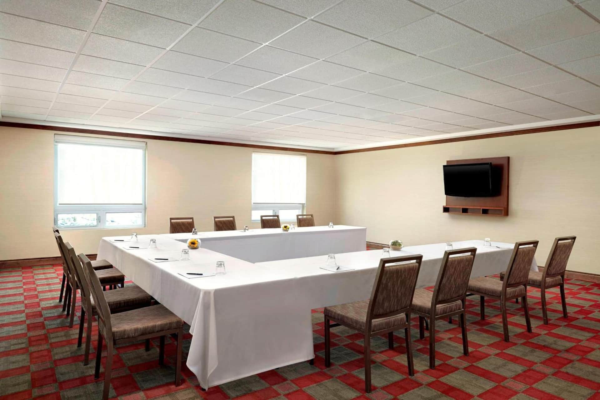 Four Points By Sheraton Calgary Airport