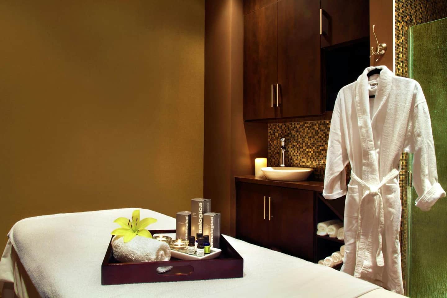 Four Points By Sheraton Calgary Airport