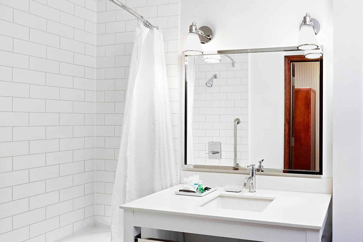 Four Points By Sheraton Calgary Airport