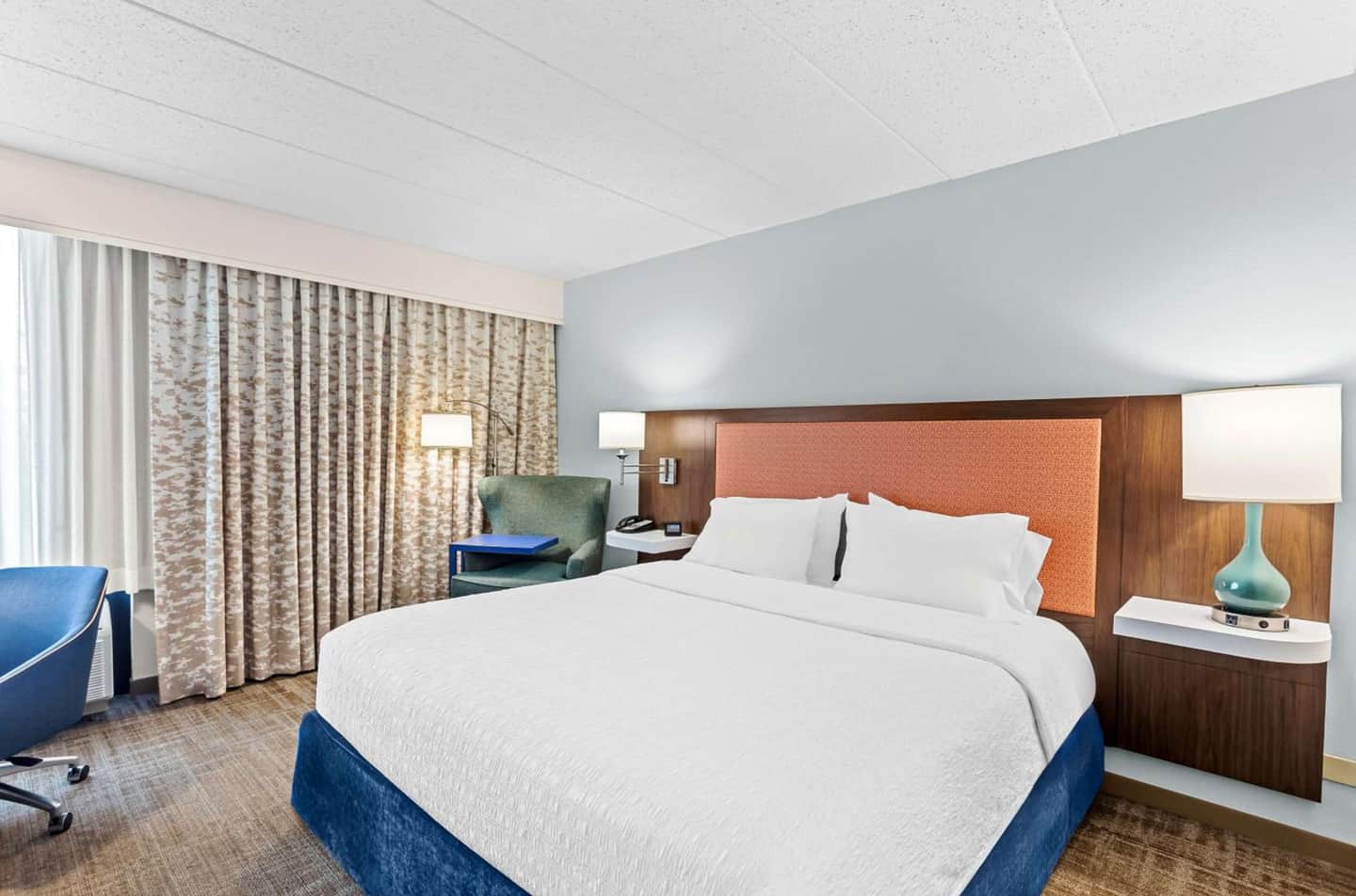 Hampton Inn Chicago-Naperville