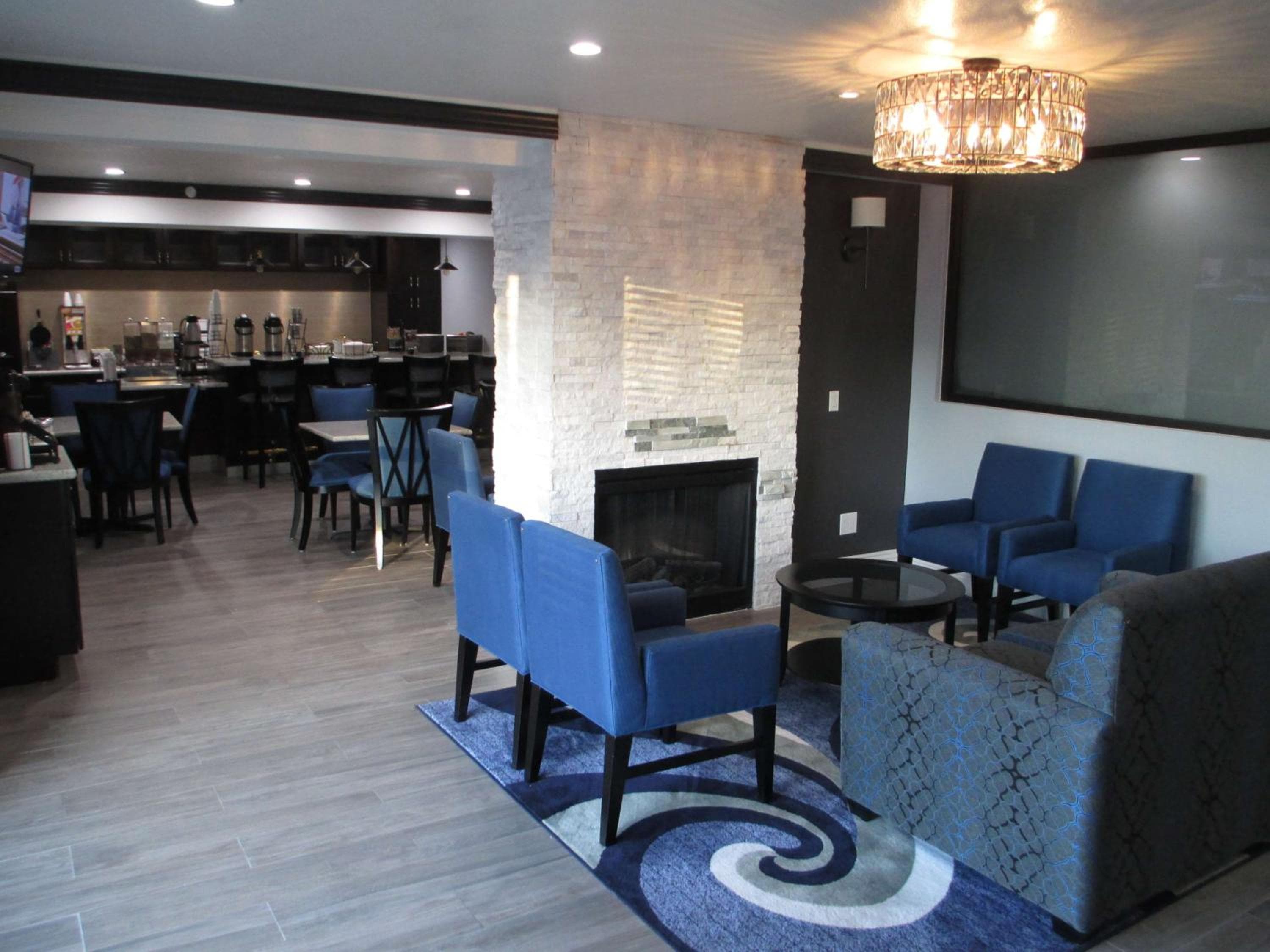 Best Western Plus Diamond Valley Inn