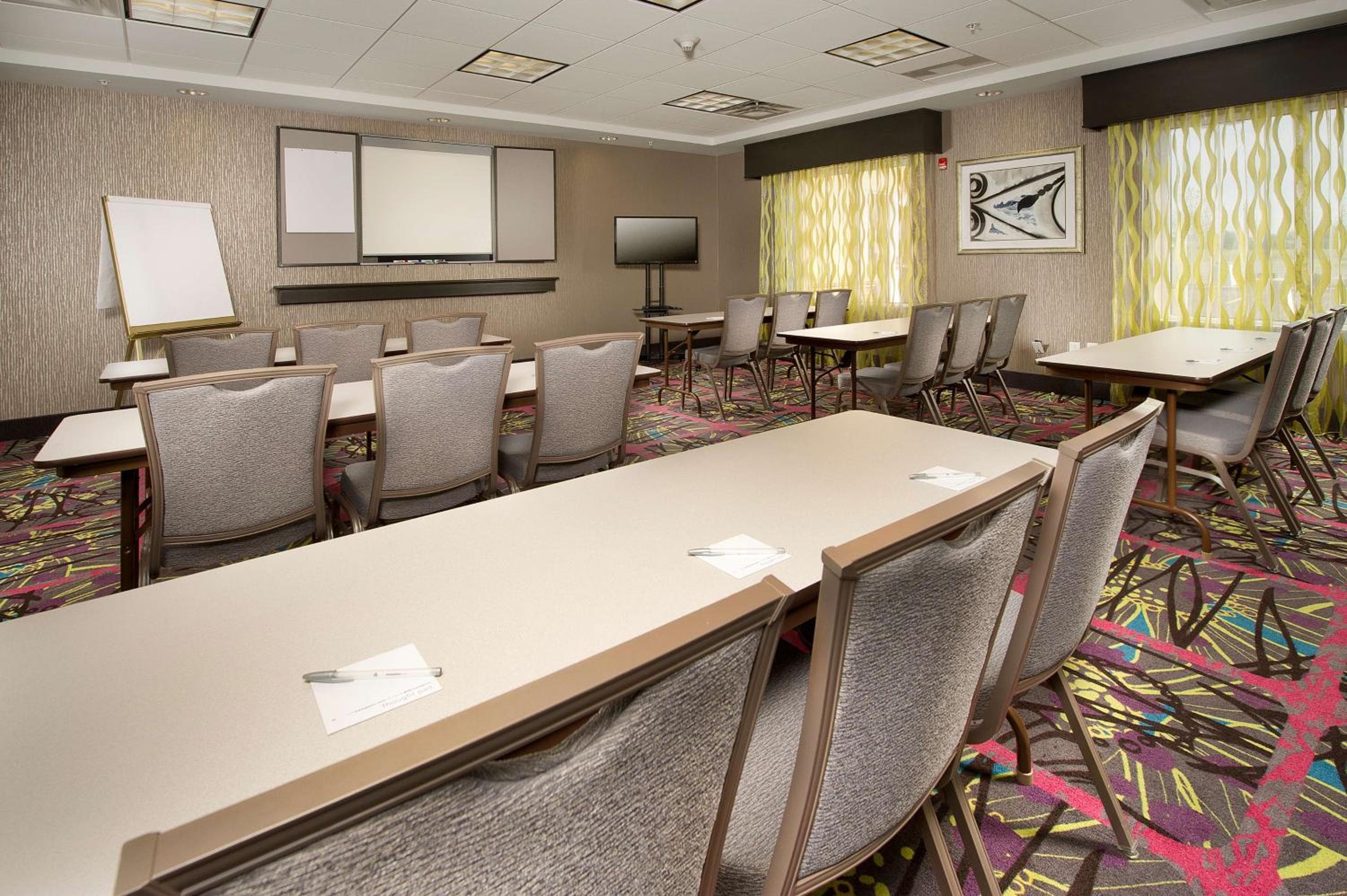 Hampton Inn & Suites by Hilton Buffalo Airport
