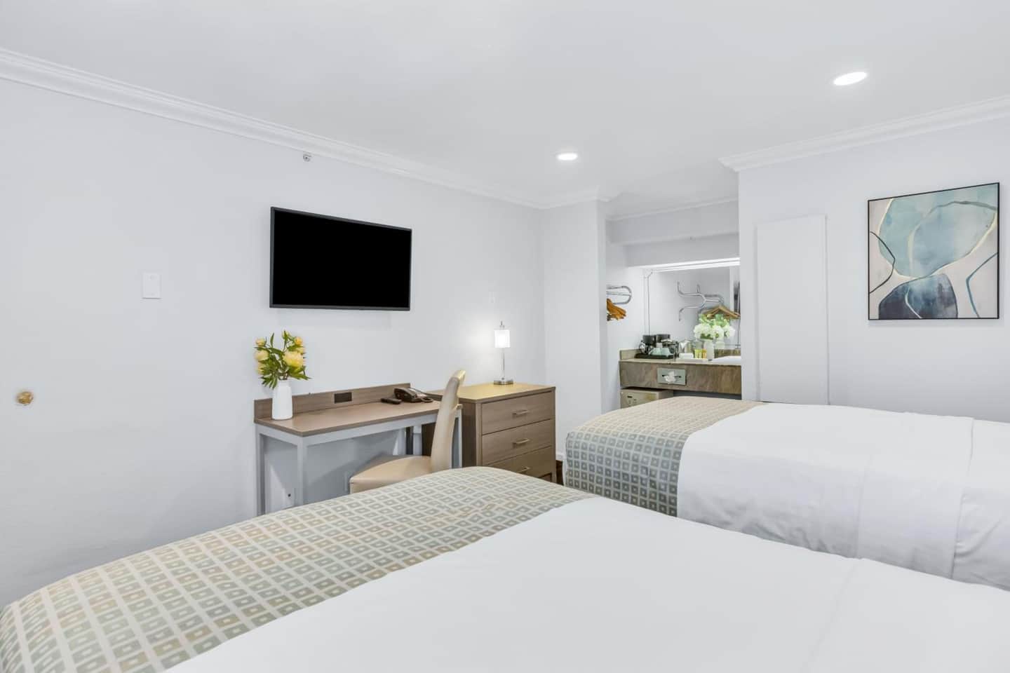Napa Valley Hotel and Suites