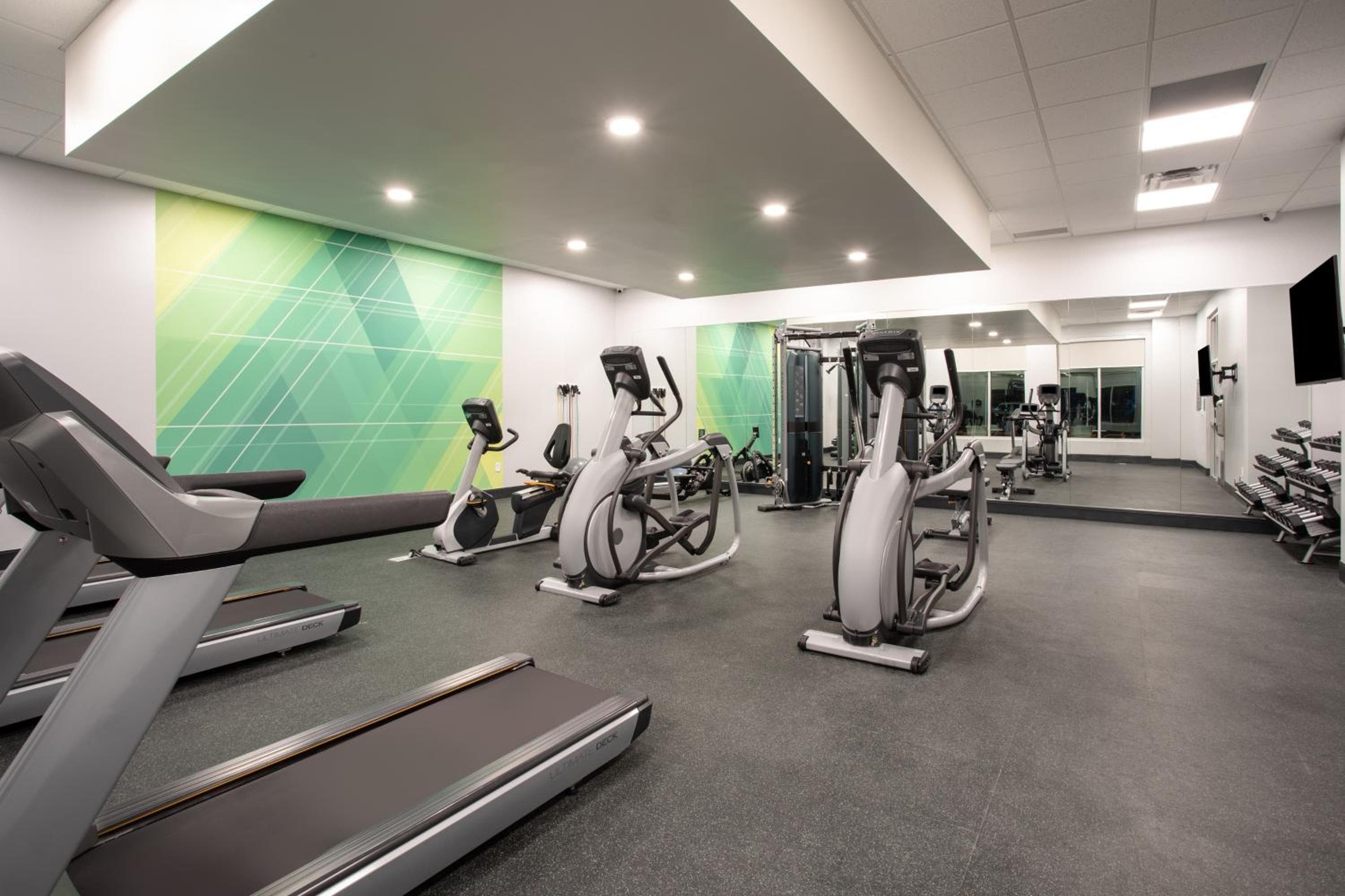Holiday Inn Glendale - Stadium & Ent Dist by IHG