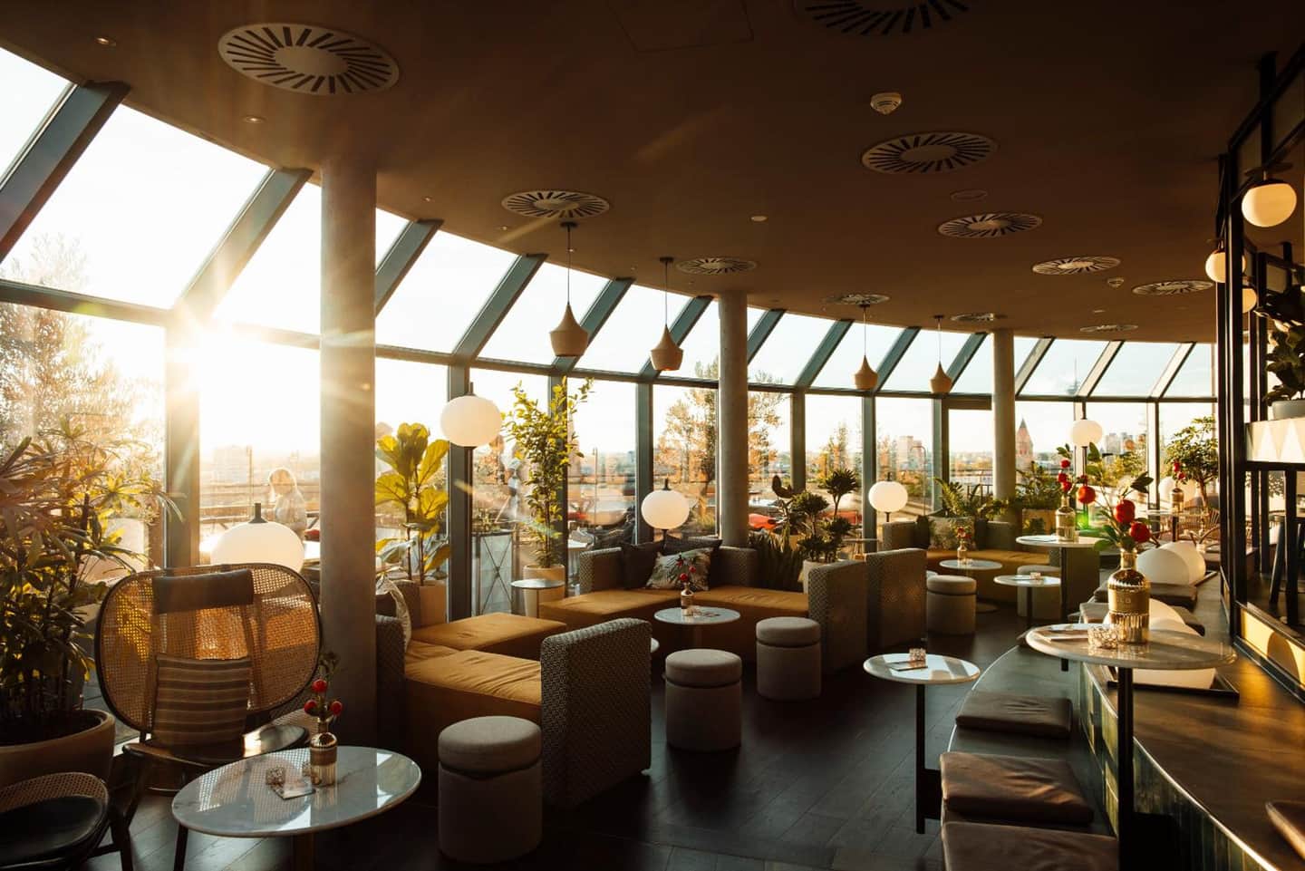 Wasserturm Hotel Cologne, Curio Collection by Hilton