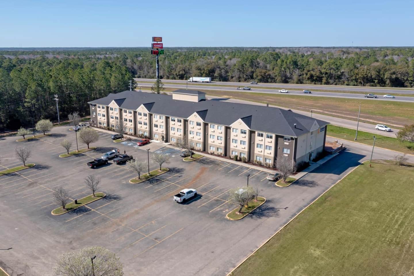 Comfort Inn & Suites Crystal Inn Sportsplex