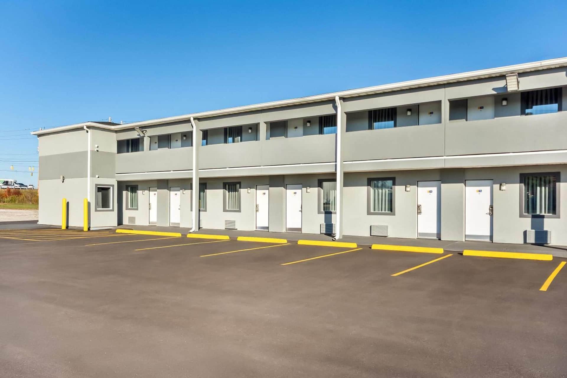 Days Inn by Wyndham Indianapolis East Post Road