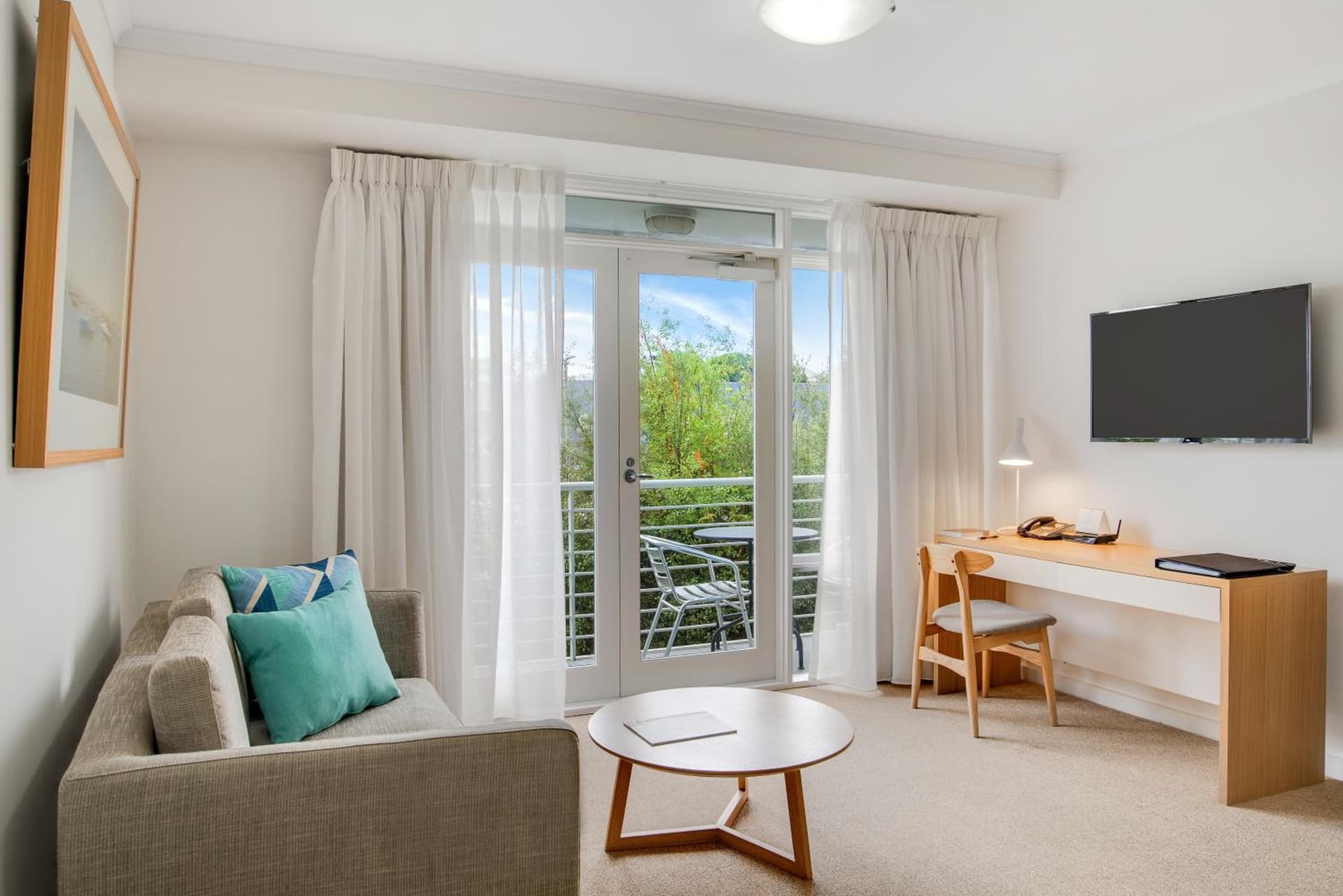 MainStay Suites Williamstown