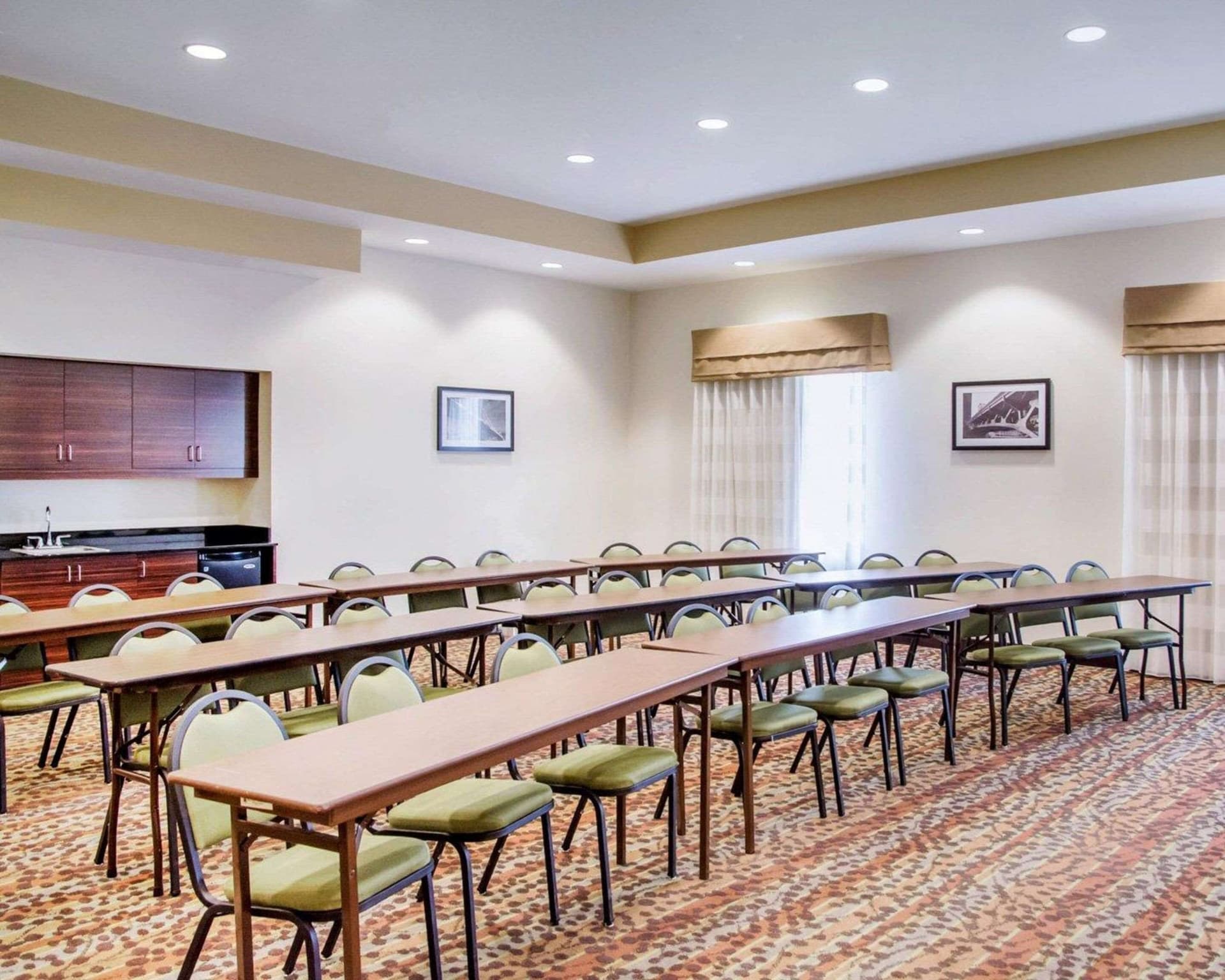 Sleep Inn & Suites Parkersburg - Marietta