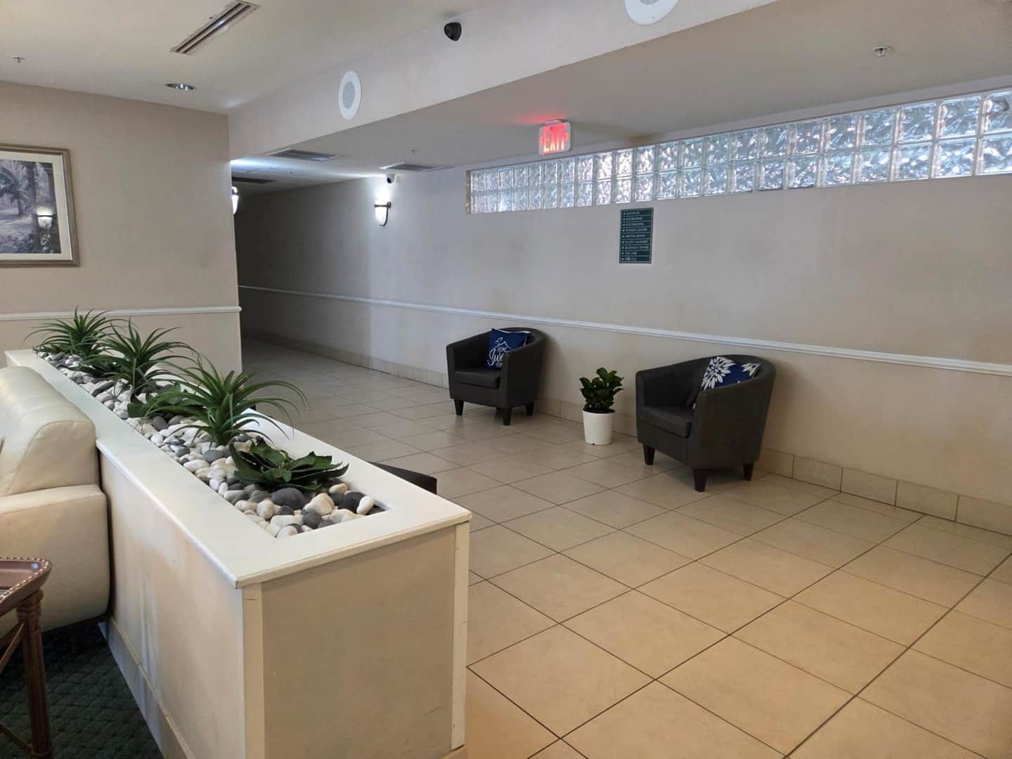 Staywell Inn & Suites I-75
