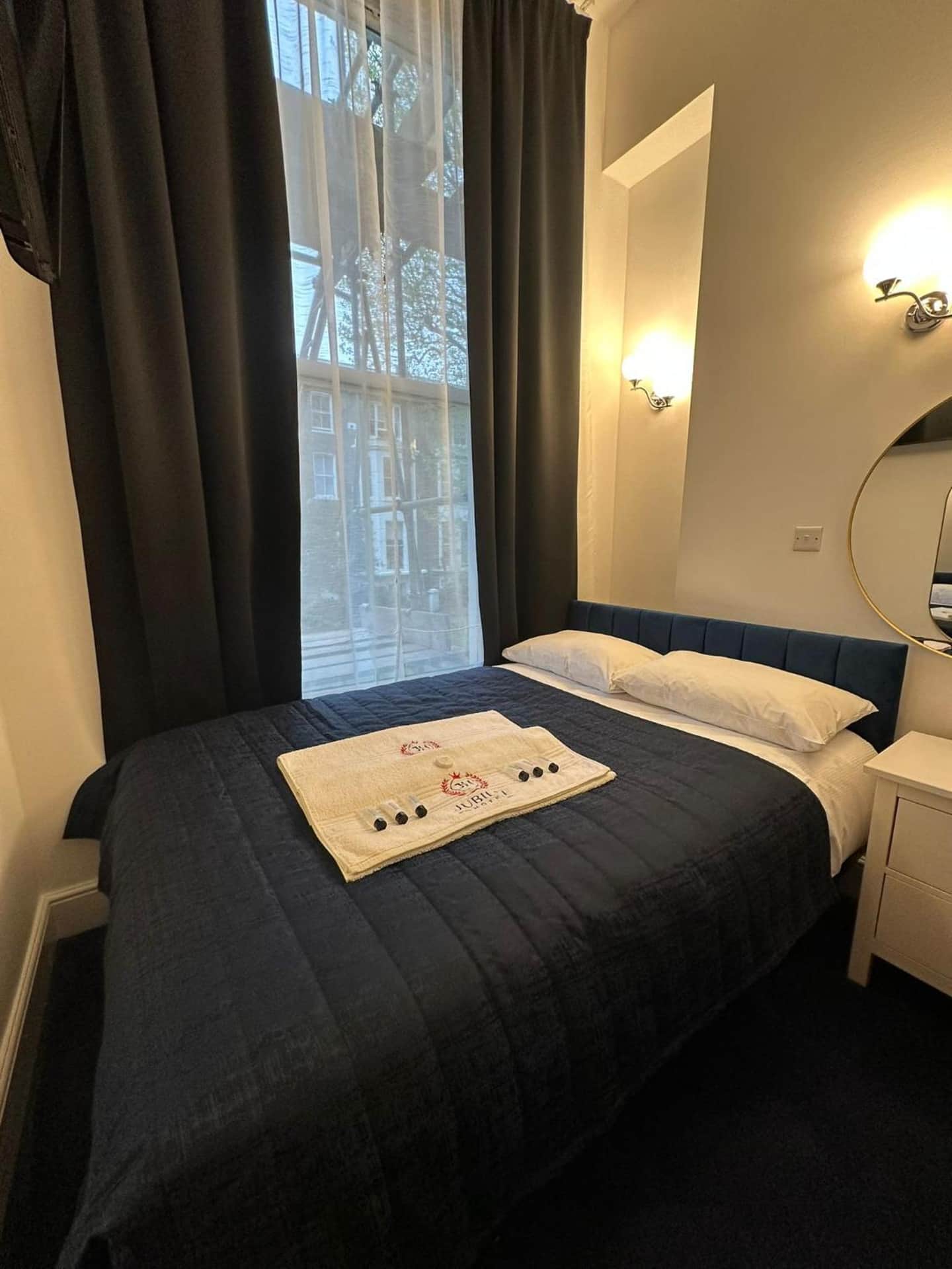 Holland Inn Kensington