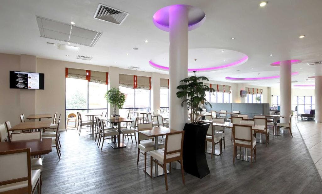 Holiday Inn Express - Newbury Park