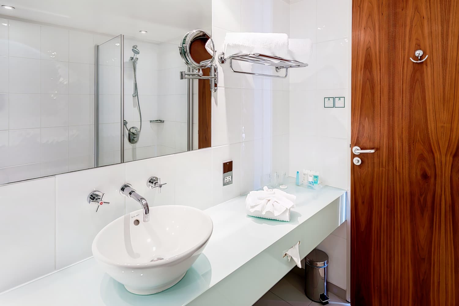 Holiday Inn London Camden Lock, an IHG Hotel