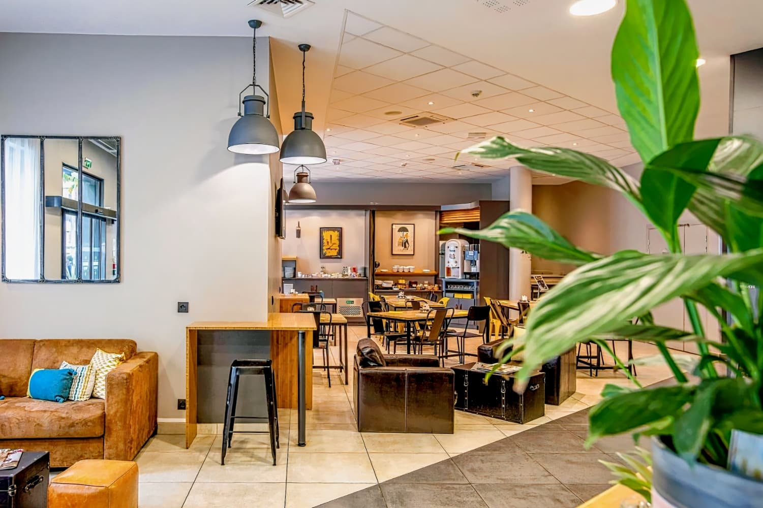 Best Western Plus Suitcase Hôtel Paris La Défense