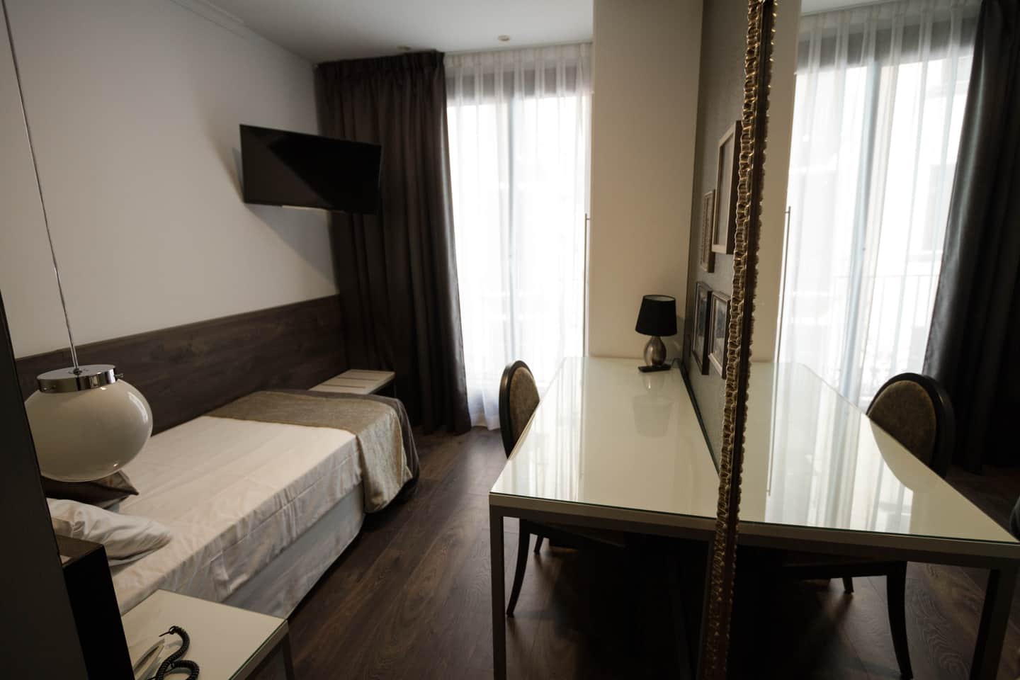 Hotel Moderno Bcn (Old)