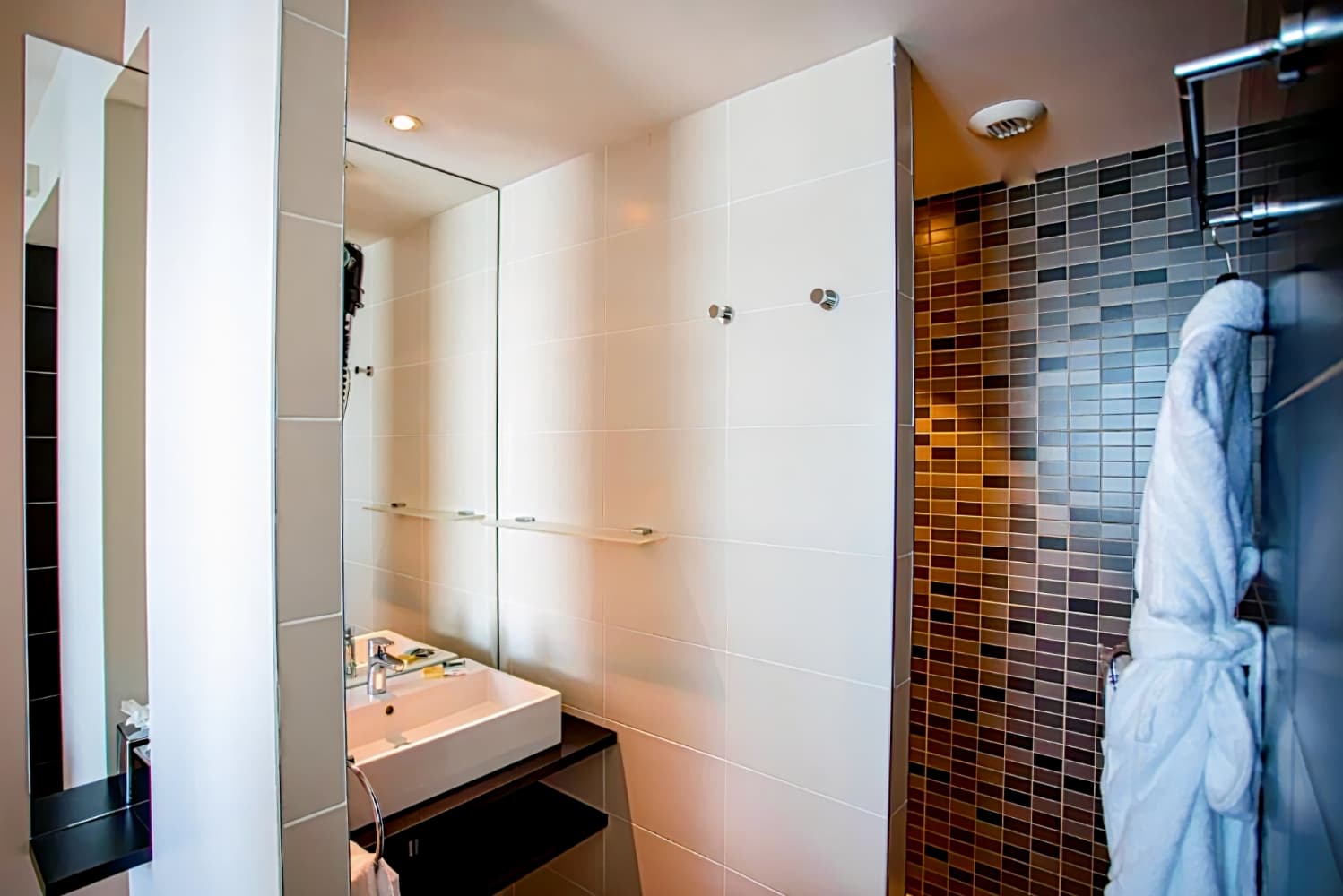 Hôtel Mercure Villefranche en Beaujolais Ici & La