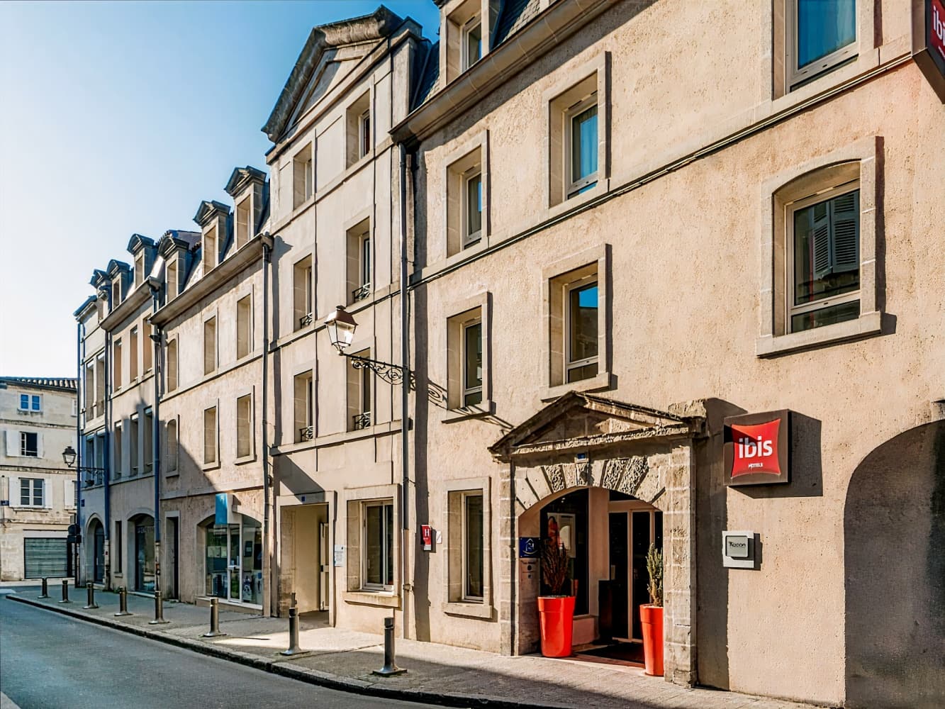 ibis La Rochelle Centre Historique