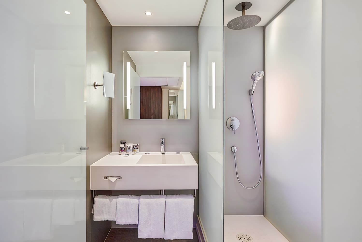 Mercure Paris Arc de Triomphe Étoile Hotel