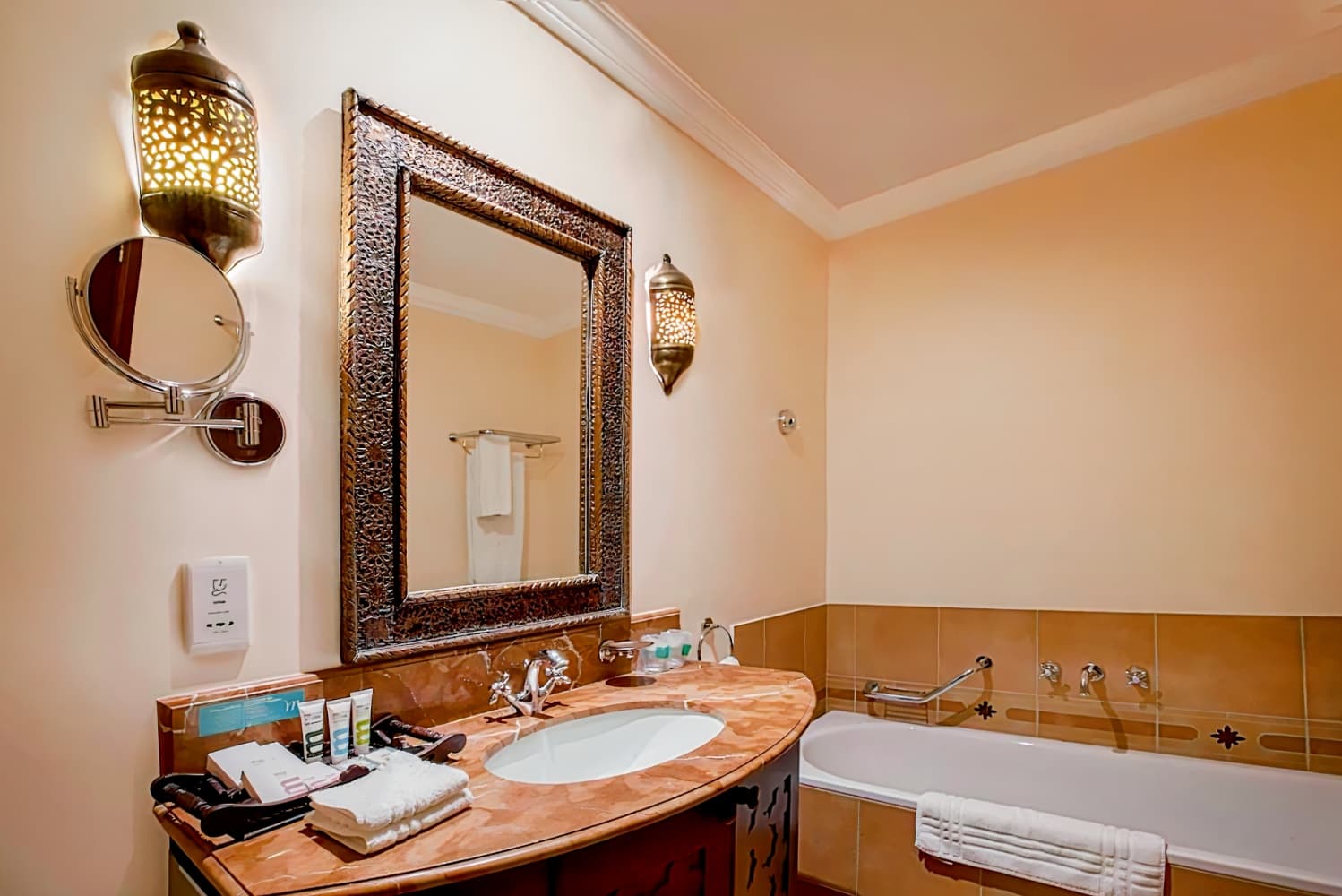 Mercure Grand Hotel Seef