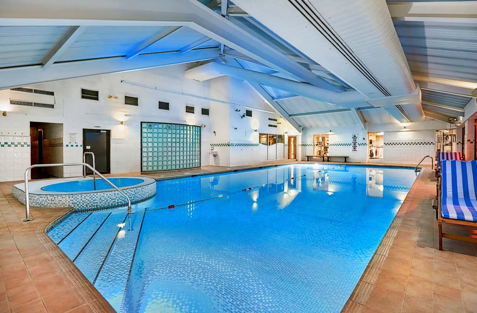 DoubleTree by Hilton Bristol North